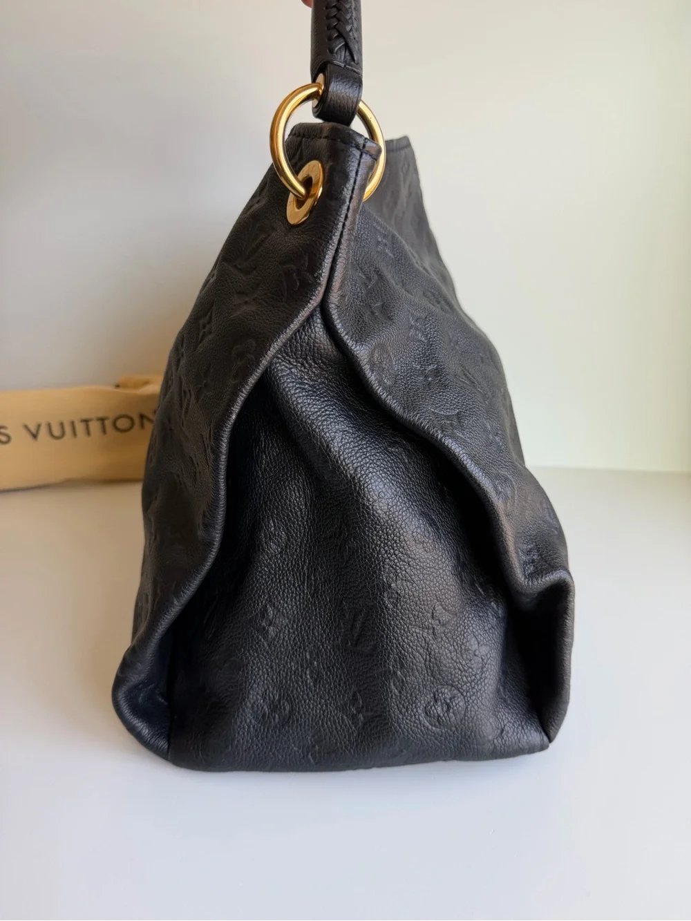 Louis Vuitton beautiful cream